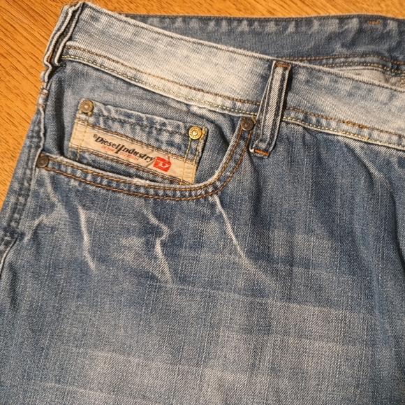 Diesel Jean to Shorts - Size 36 - Picture 3 of 6